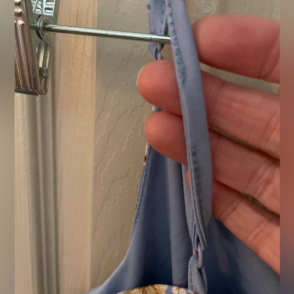 Almost Famous blue body fitting ruched floral strappy dress.​ - Picture 7 of 7